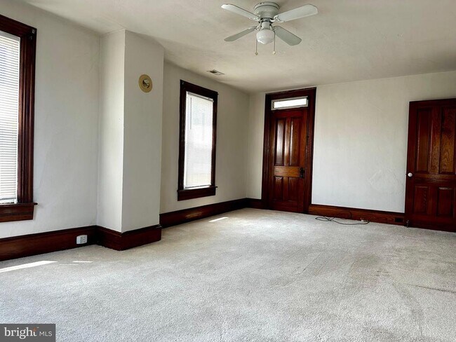 Foto del edificio - 14363 Locust Level Rd