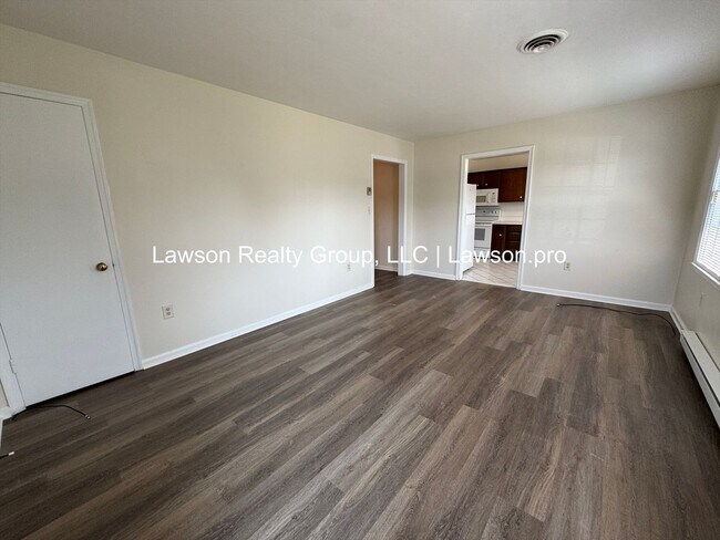 Foto del edificio - 623-625 Moran Ave