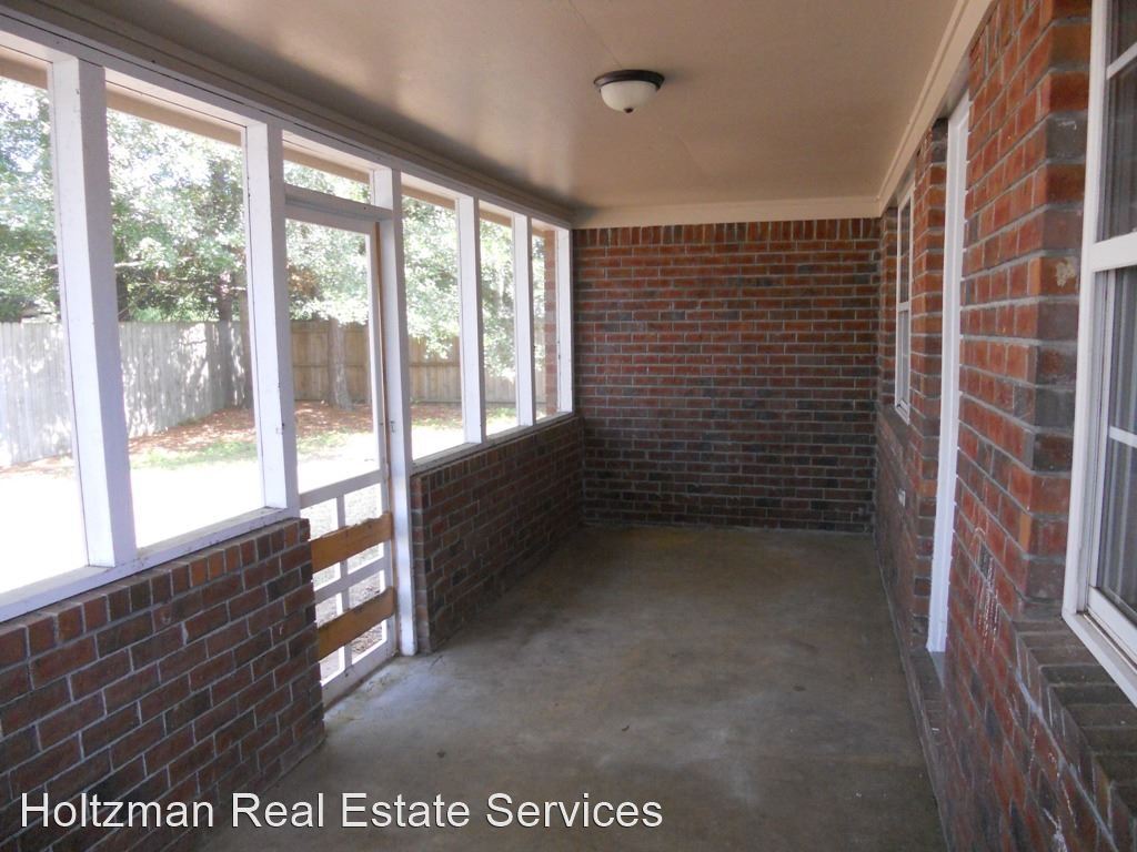 Building Photo - 3 br, 2 bath House - 2345 Rowe St