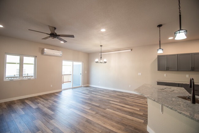 Foto del edificio - 4328 Beech Street