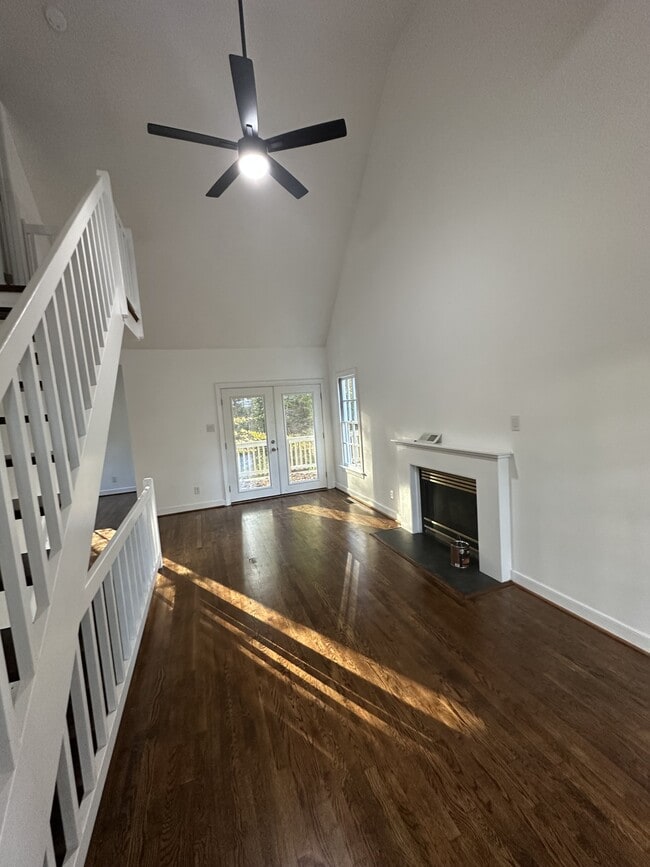 Foto del edificio - 1804 W 44th St