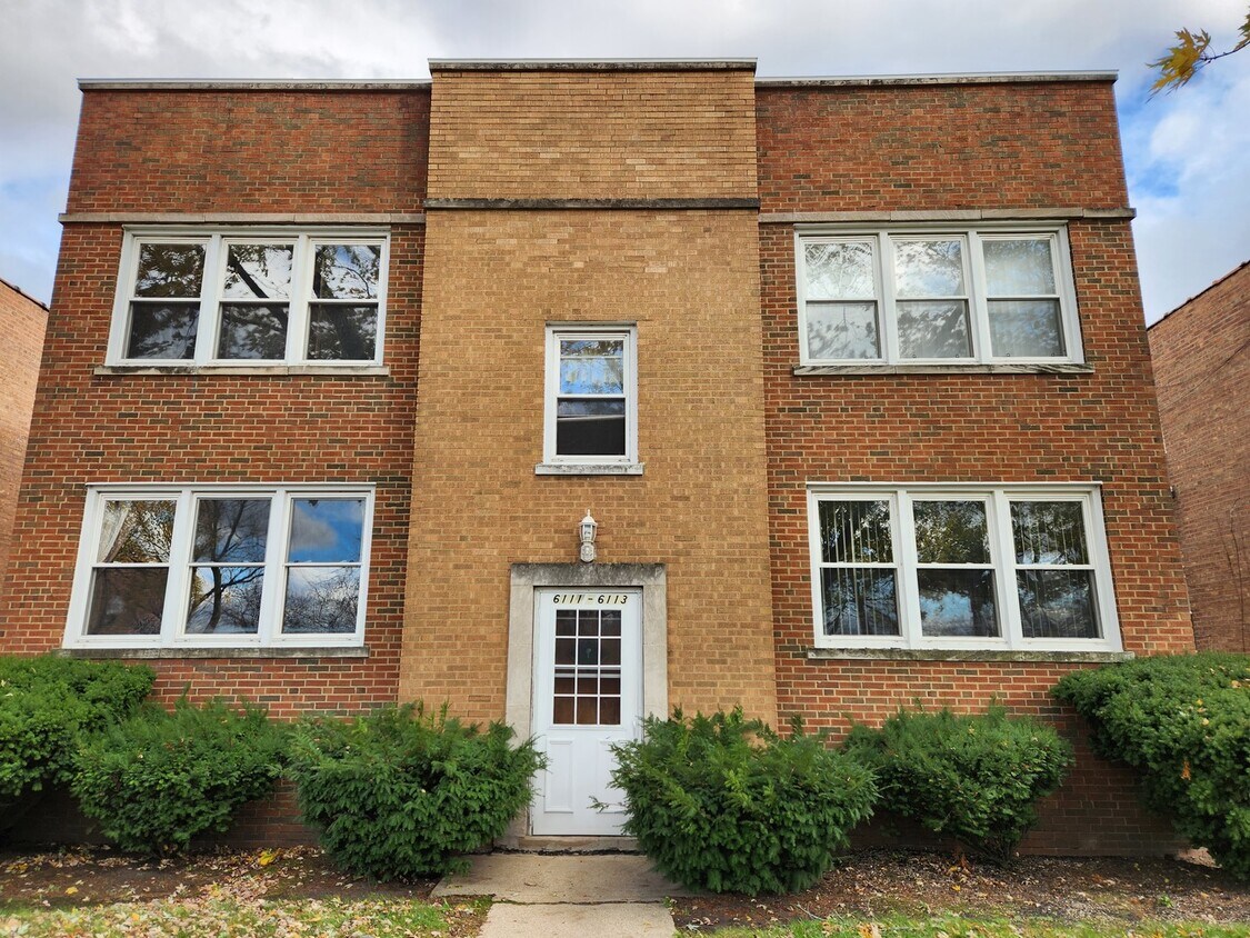 6113 N Kedzie Ave Unit 2N, Chicago, IL 60659 Condo for Rent in
