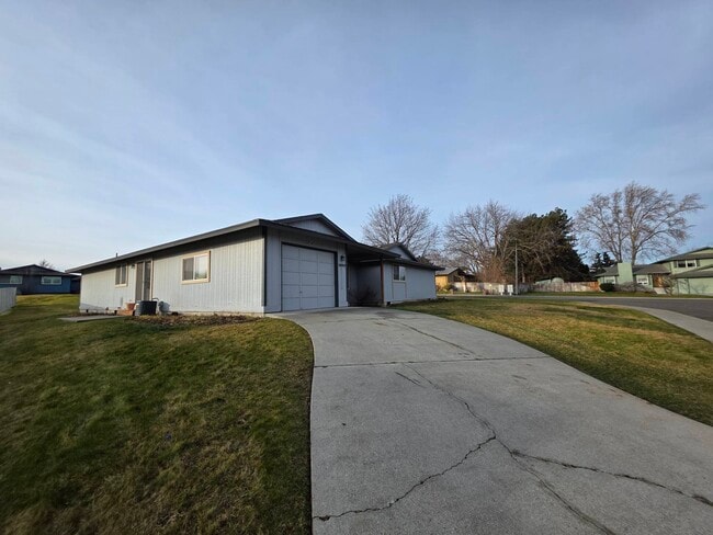 Foto del edificio - 1607 S Olson St