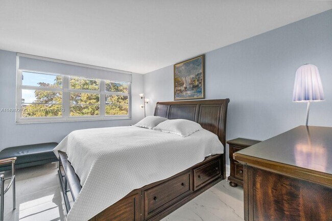 Foto del edificio - 3505 Oaks Way