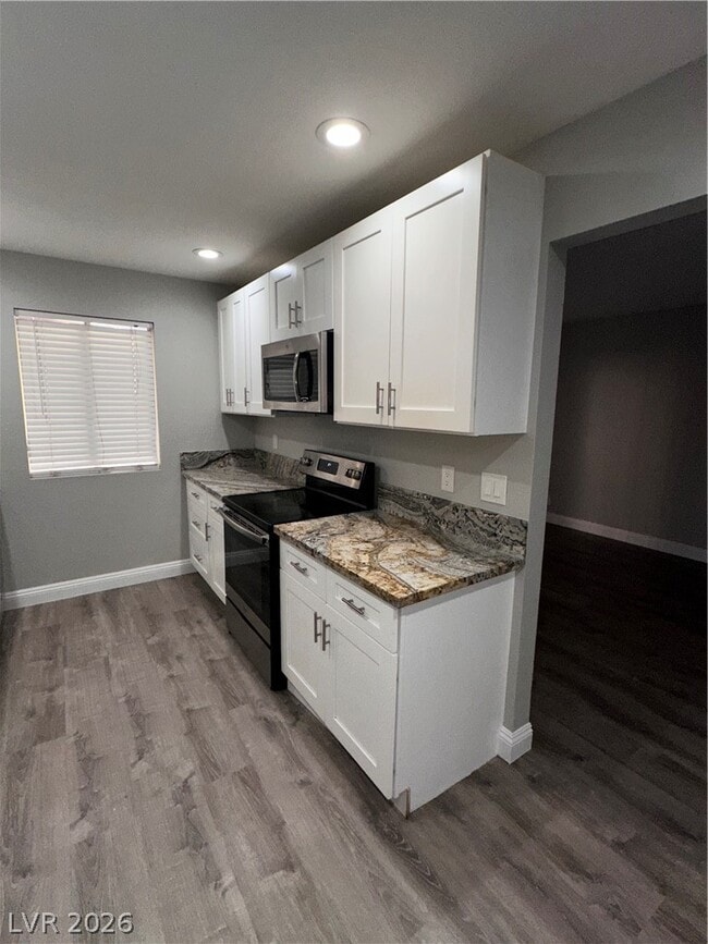 Building Photo - 4310 Sandy River Dr