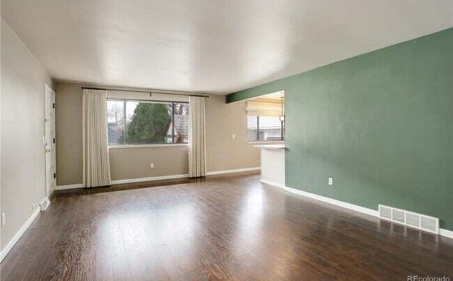Foto del edificio - West Highlands 2-bedroom 1-bathroom