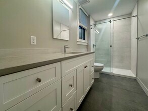 Building Photo - 382 Harvard St