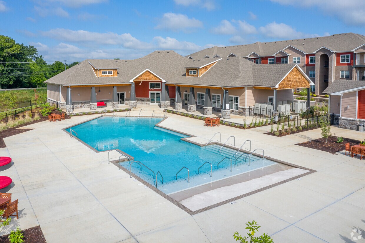 Solis Apartments in Clarksville, TN