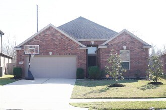 Building Photo - 3308 Regal Park Ln