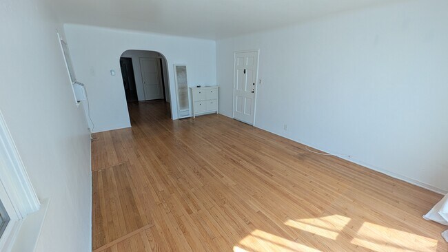 Sala de estar-2 - 150 Ximeno Ave