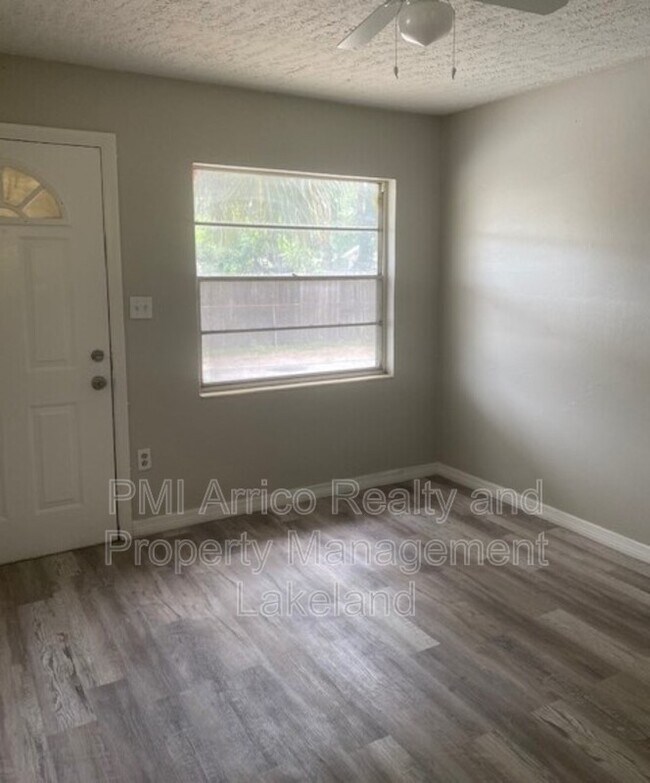 Building Photo - 627 Washington Ave