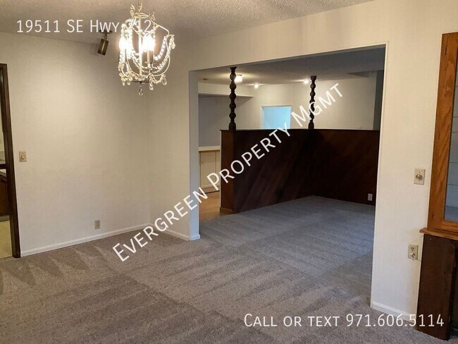 Building Photo - JUNIOR ACRE DAMASCUS HOME 3BR/2BA | Amazin...