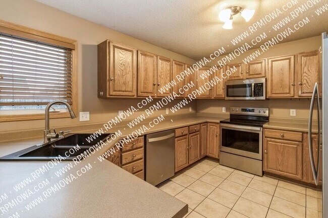 Foto del edificio - 1204 NW 26th St