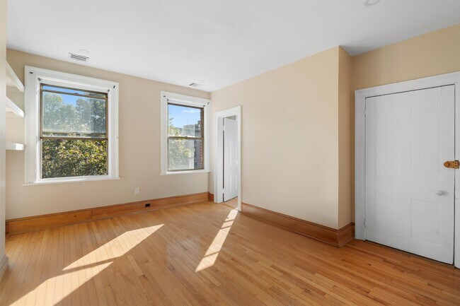 Foto del edificio - 276 4th St