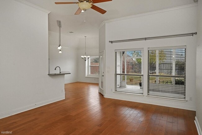 Building Photo - 3 br, 2 bath House - 921 Glenview Dr 921 G...