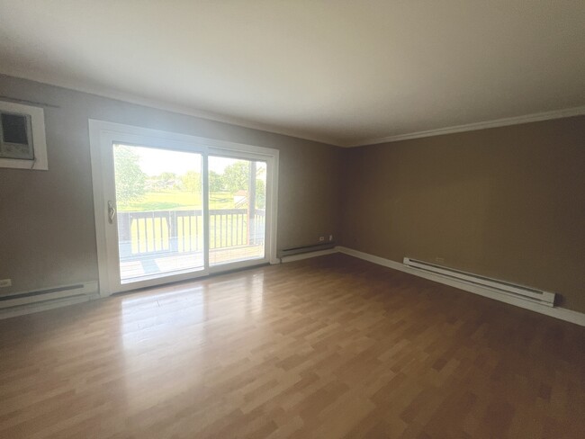 Building Photo - 1115 Shagbark Rd