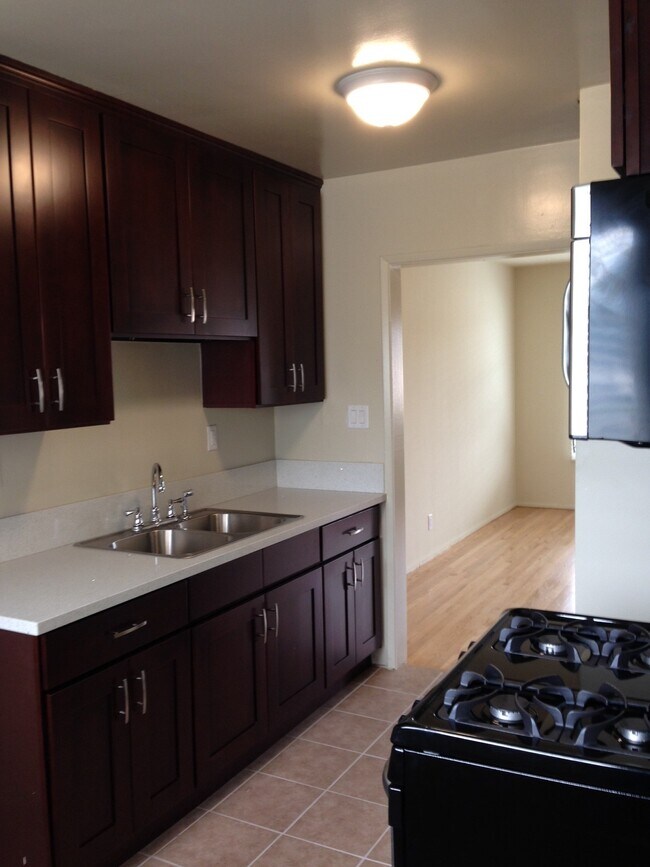 Building Photo - 3610 W Chandler Blvd