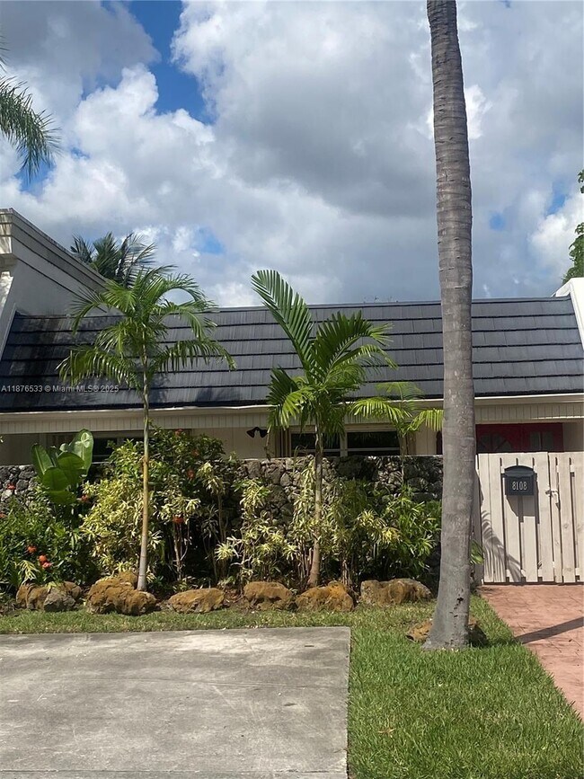 Foto del edificio - 8108 SW 81st Pl