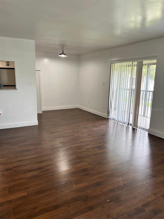 Foto del edificio - 2559 N Alafaya Trail