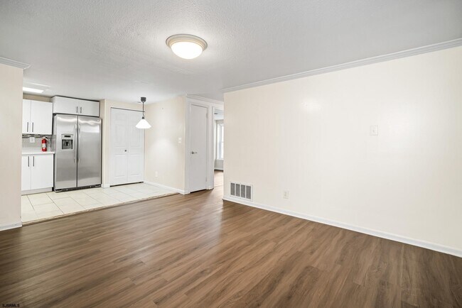 Foto del edificio - 73 Pheasant Meadow Dr