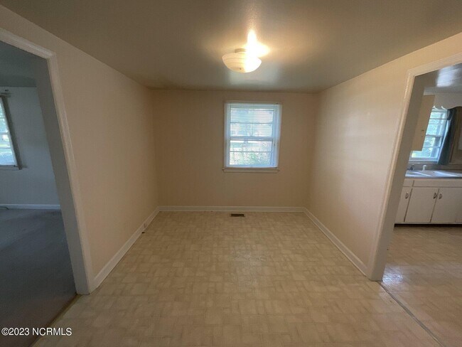 Foto del edificio - 5370 Richlands Hwy