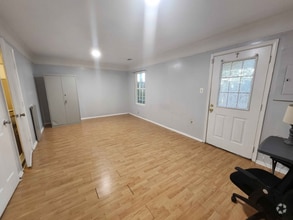 Building Photo - 46704 Sandalwood Square