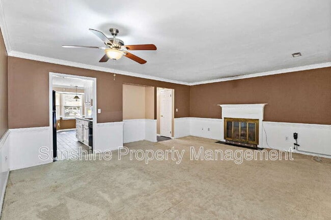 Building Photo - 5795 Rivermill Cir