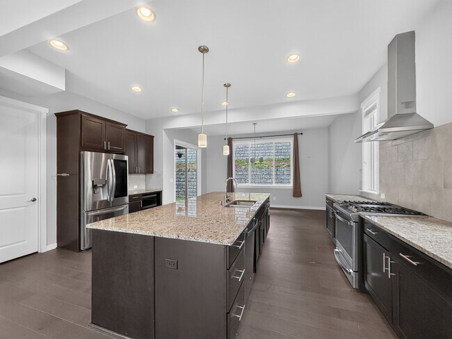 Foto del edificio - 15249 NE Woodland Pl