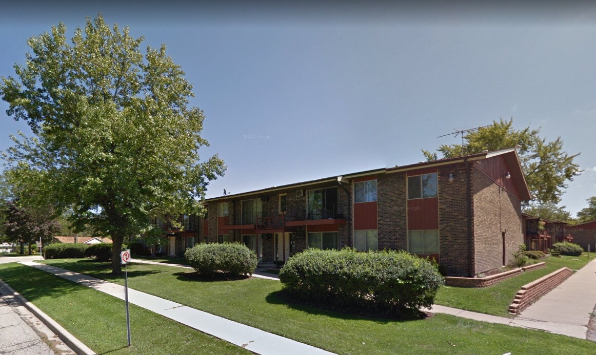 Primary Photo - 247 N Neltnor Blvd