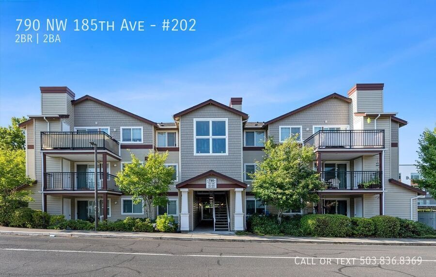 Foto principal - Immaculate 2 Bed 2 Bath Condo in Beaverton...