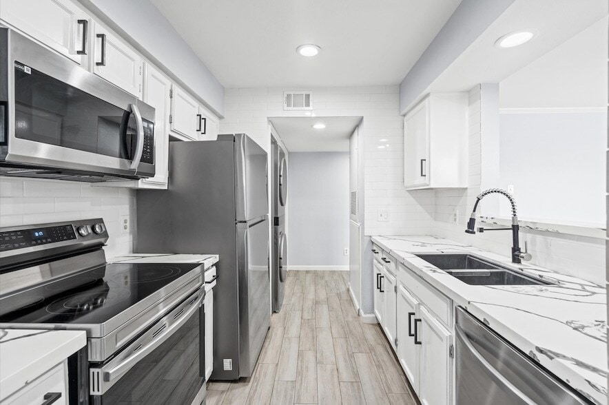 Photo - 14600 Fonmeadow Drive Unit 602