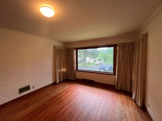 Building Photo - 2 Bed 1 Bath Single Family Home in Wausau