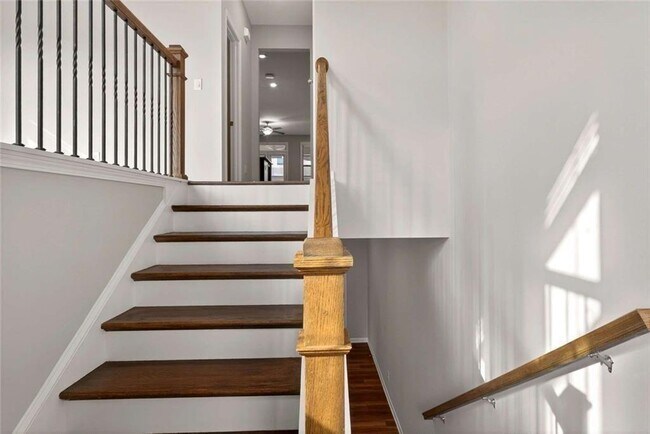 Foto del edificio - 3960 Redwood Dr