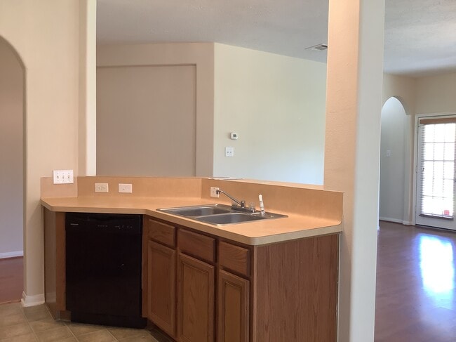 Building Photo - 4811 Chase Stone Dr