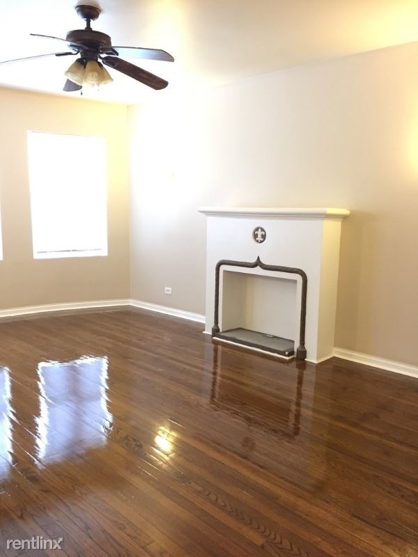 Primary Photo - 2 br, 1 bath Apartment - 2449 E. 77th St