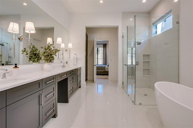 Foto del edificio - 9721 Kerrisdale Ln