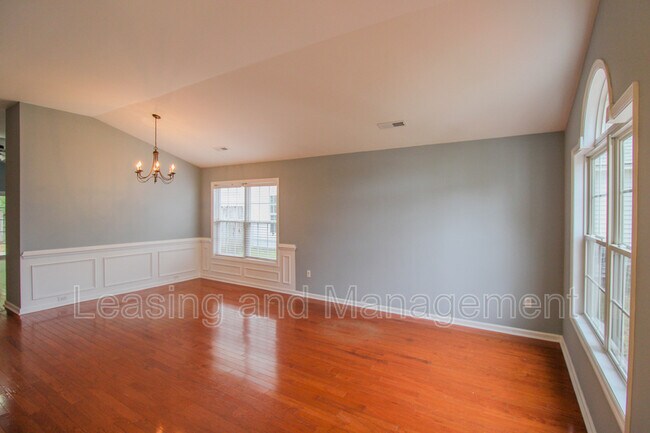 Foto del edificio - 1440 Wellesley Cir
