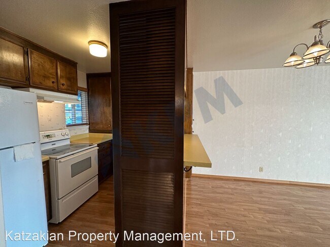 Foto del edificio - 2 br, 2 bath House - 3790 W. Benjamin Holt...