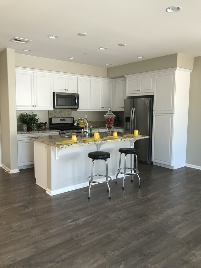 Foto del edificio - 3 Bedroom Temecula Town Home in Alegre Com...