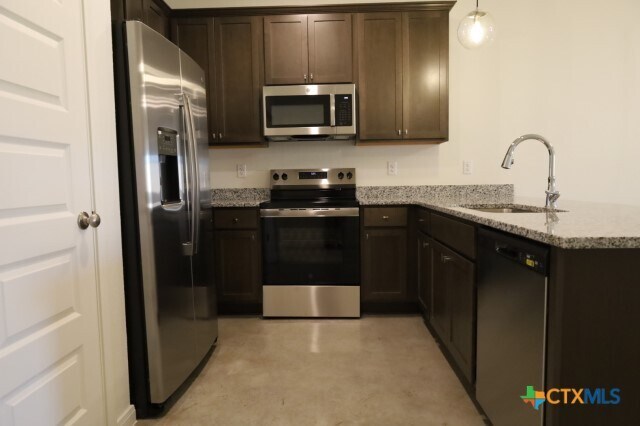 Foto del edificio - 2916 Wildcat Rdg Rd