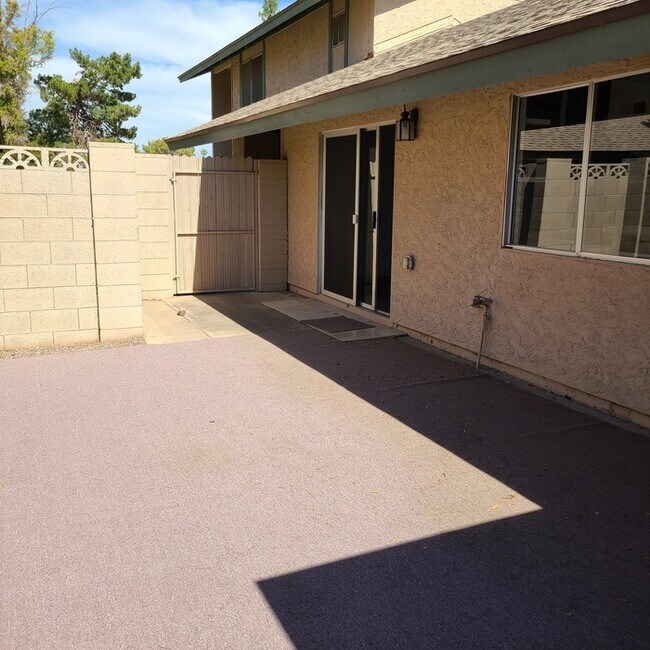 Building Photo - 17805 N 45th Ave