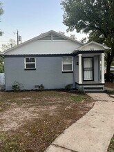 Building Photo - 2113 W 19th St