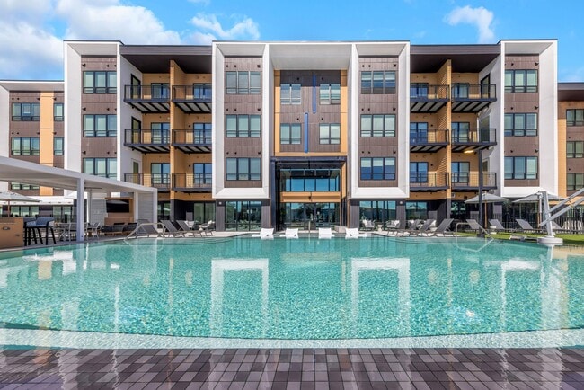 Swimming Pool - Revel