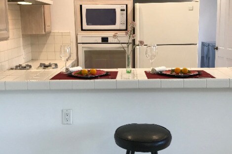 Kitchen - 5535 Donna Ave