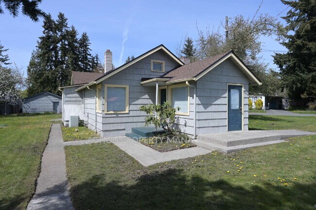 Foto del edificio - 3 bed 1 bath home in Port Angeles