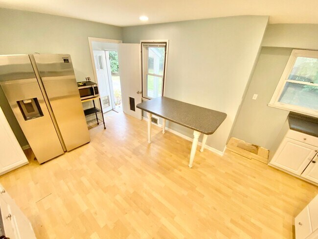 Foto del edificio - 4 Bedroom Home in South Burlington VT Avai...