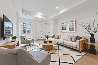 Building Photo - 87 Reverie Way