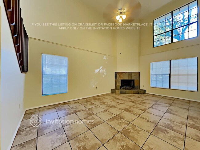 Building Photo - 1753 Summit Chase Ave