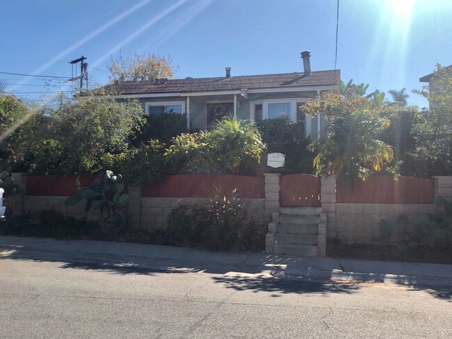 Foto del edificio - 3055 Comstock St