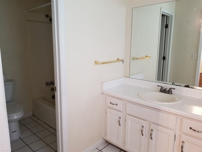 Foto del edificio - 5366 Muirwood Pl